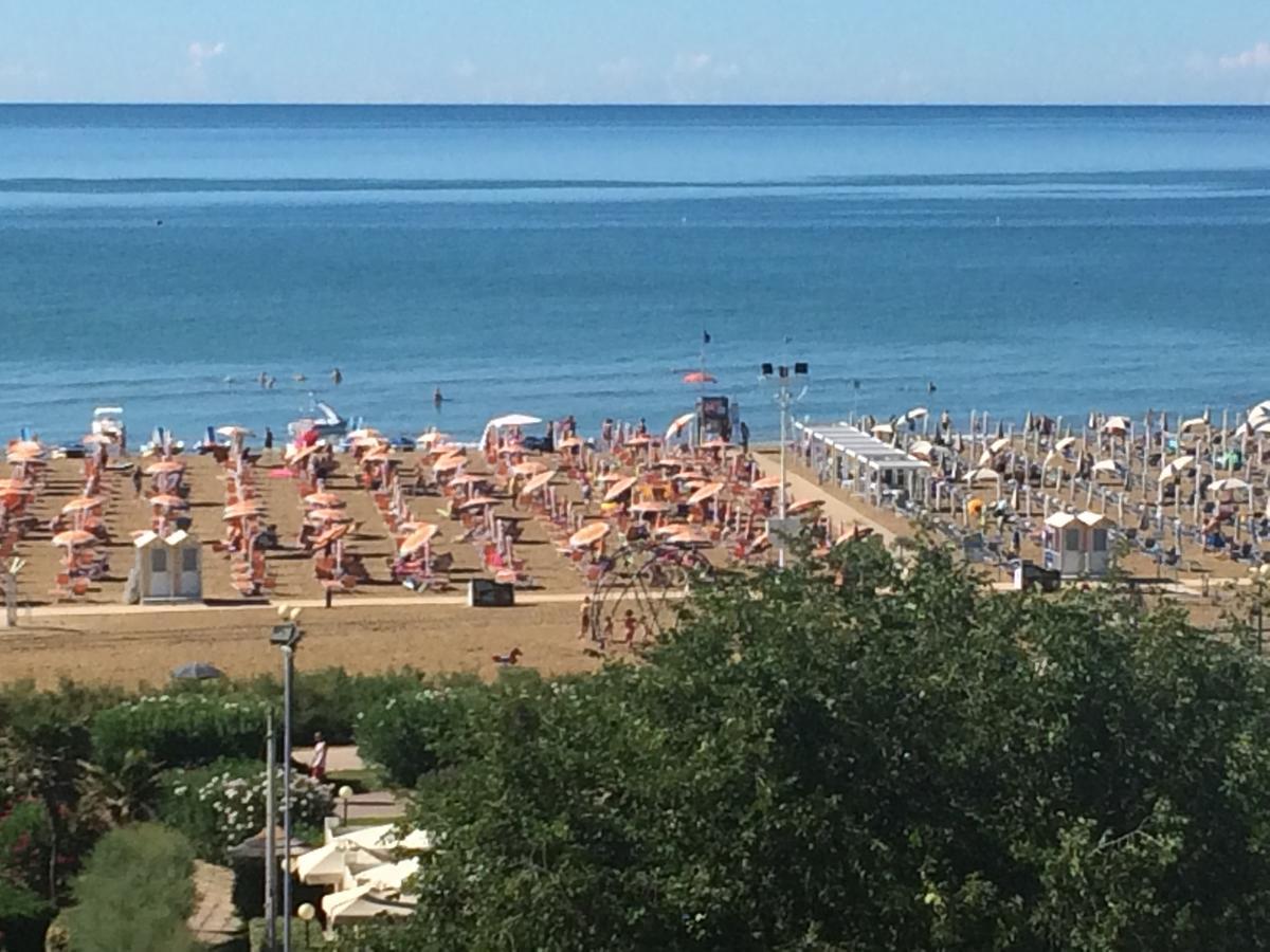 Corso - Appartamenti Bibione Luaran gambar